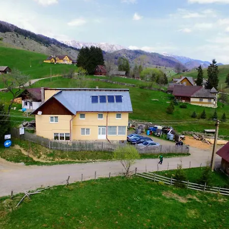 Gospodarstwo agroturystyczne Casa Marioara *